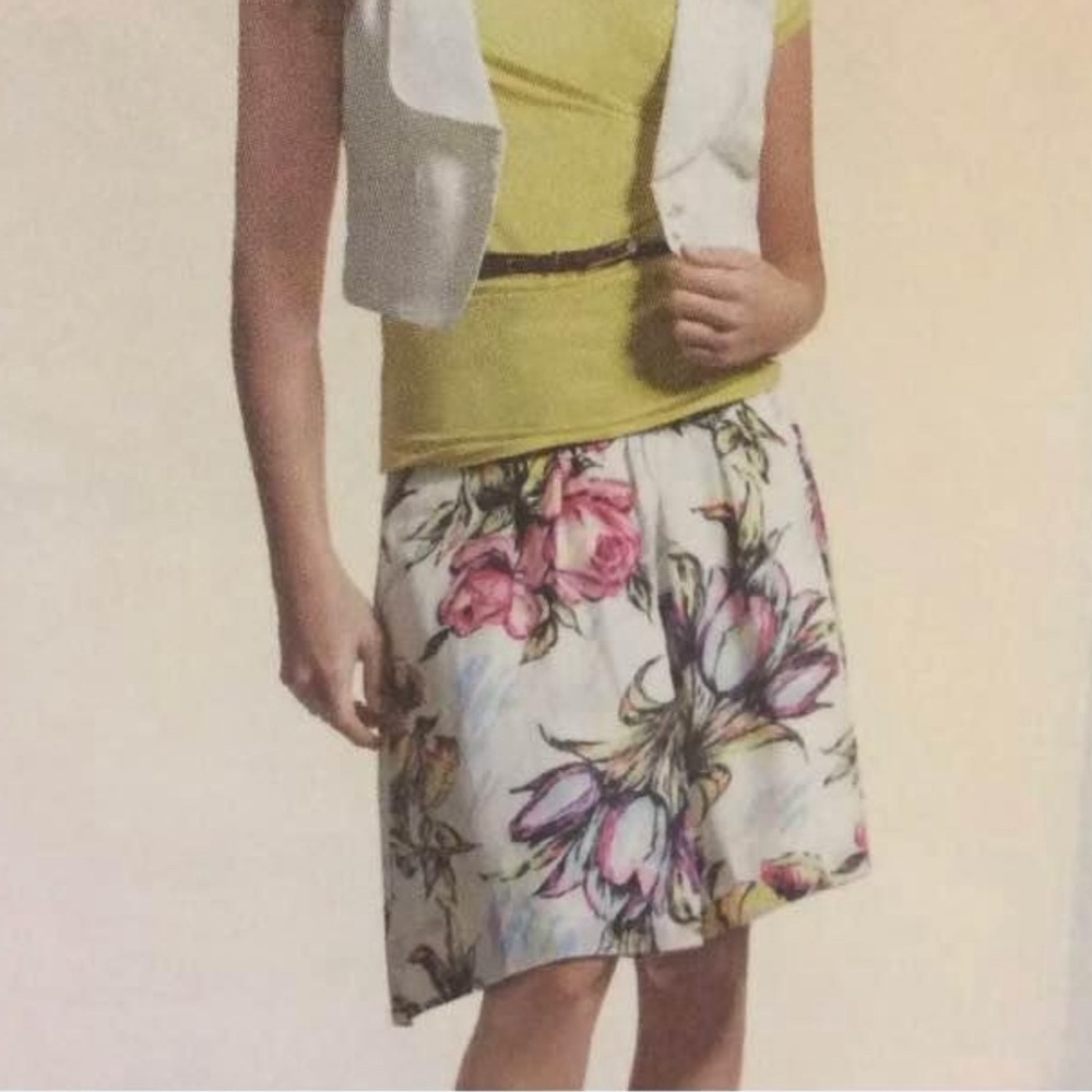 CAbi floral lined skirt